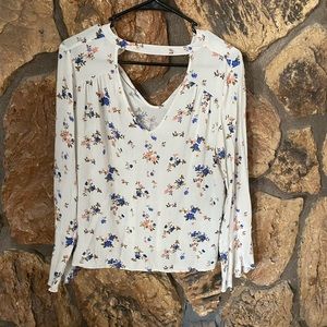 American Eagle shirt